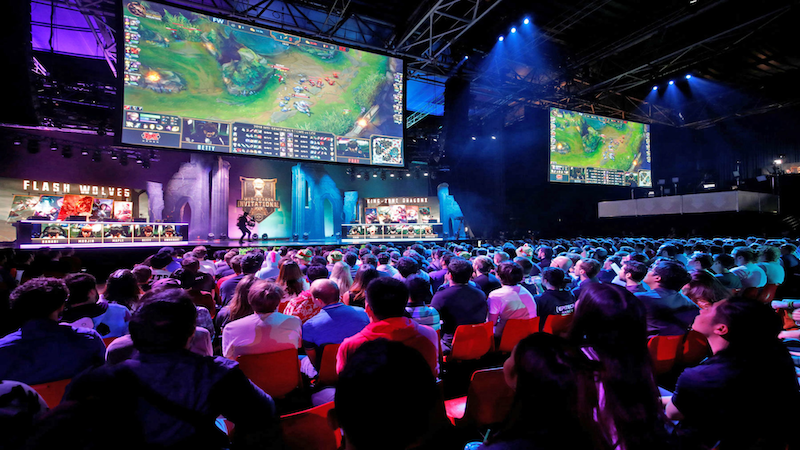 Cá cược ESport tại AE888 hứa hẹn sẽ đón đầu xu hướng và đem đến cho người chơi những trải nghiệm hấp dẫn.